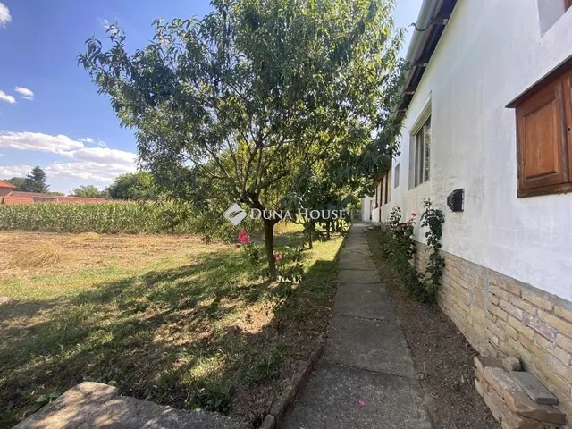 Eladó ház Kéty 200 nm