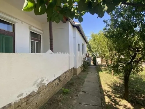 Eladó ház Kéty 200 nm