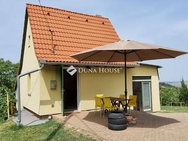 Eladó üdülő és hétvégi ház Szekszárd 92 nm