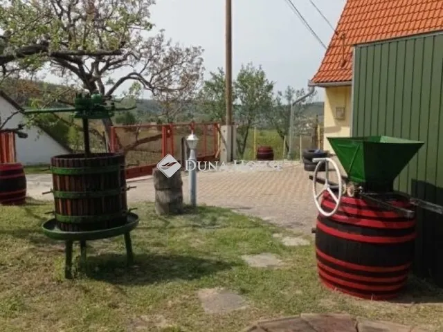 Eladó üdülő és hétvégi ház Szekszárd 92 nm