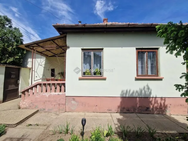 Eladó ház Bácsborsód 104 nm