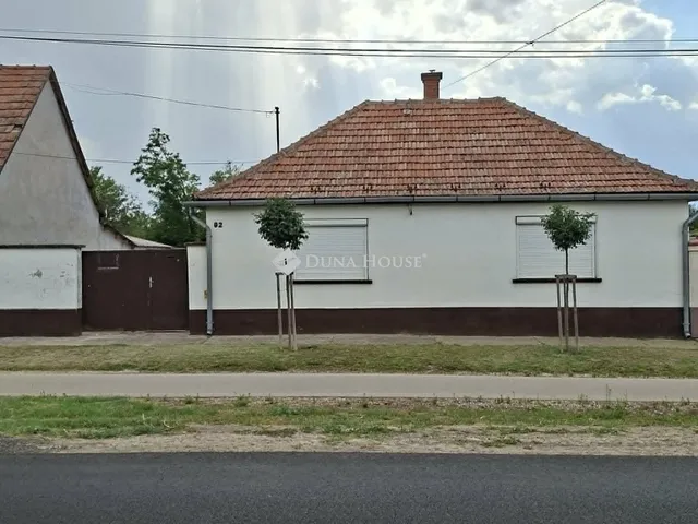 Eladó ház Bácsborsód 87 nm