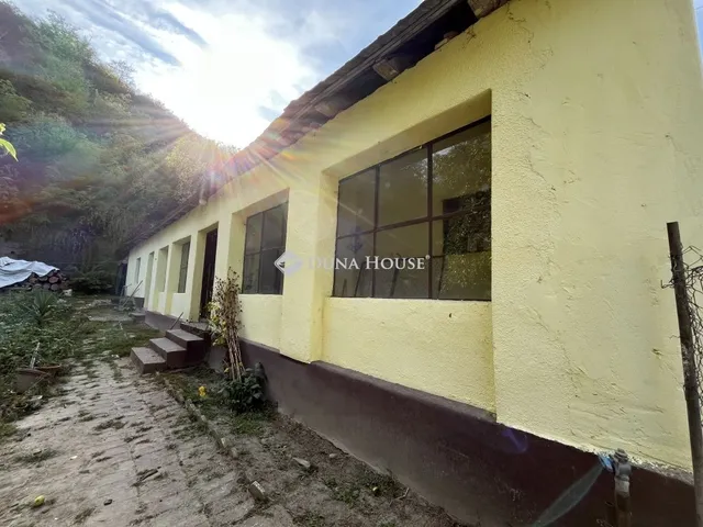 Eladó ház Báta 96 nm