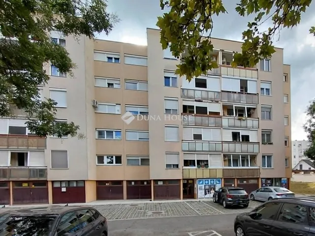 Eladó lakás Szekszárd 55 nm