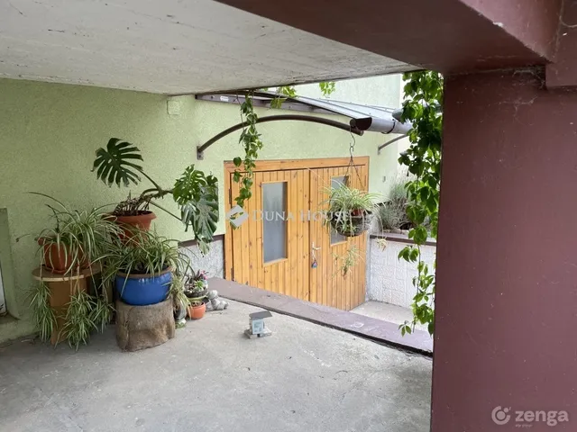 Eladó ház Gara 240 nm
