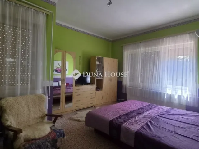 Eladó ház Bácsbokod 180 nm