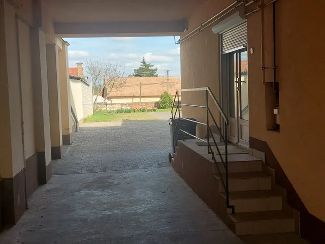 Eladó lakás Dombóvár, Szabadság utca 17 73 nm