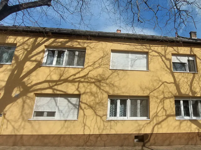 Eladó lakás Dombóvár, Szabadság utca 17 73 nm