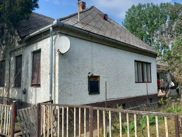 Eladó ház Gyulaj 130 nm