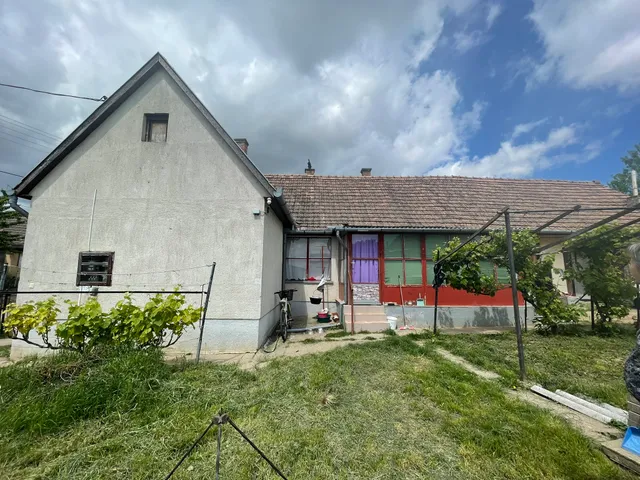 Eladó ház Kocsola, Zrínyi u. 80 nm