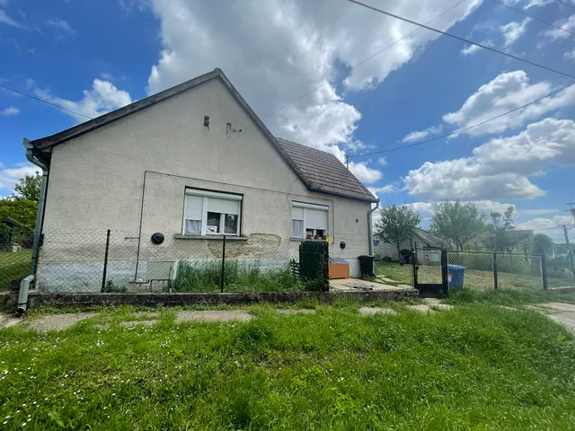 Eladó ház Kocsola 80 nm