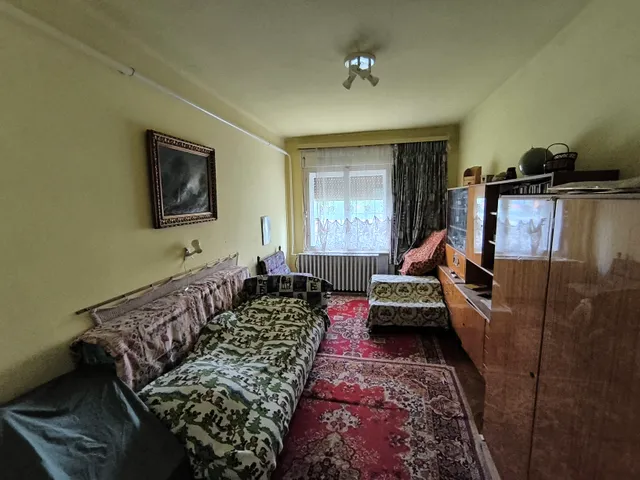 Eladó ház Hőgyész, Ady utca 136 nm