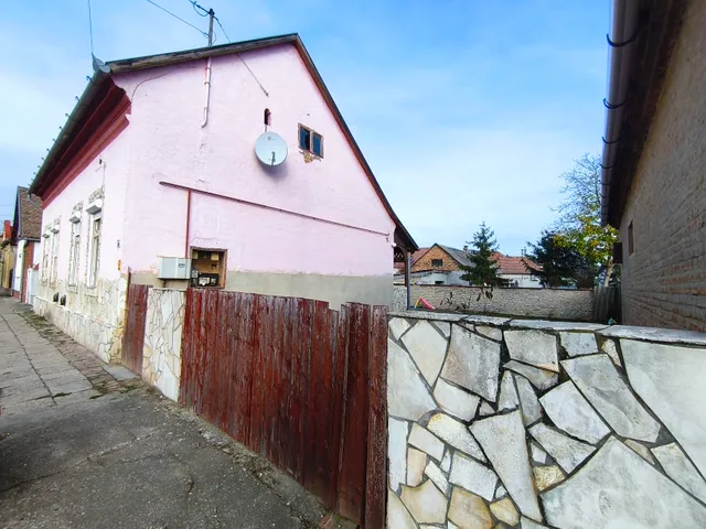 Eladó ház Dombóvár 76 nm