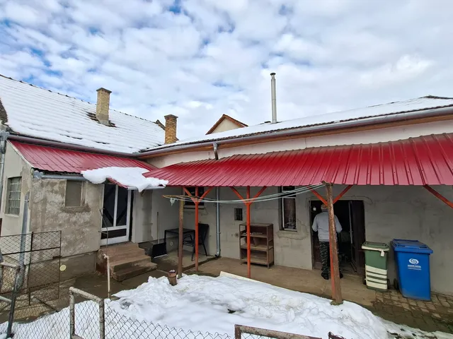 Eladó ház Dombóvár, Táncsics Mihály 60 nm