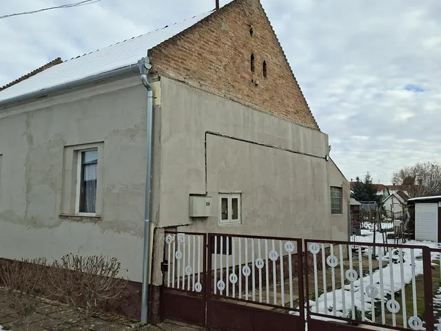Eladó ház Dombóvár, Táncsics Mihály 60 nm