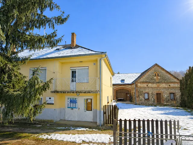 Eladó üdülő és hétvégi ház Orfű 480 nm