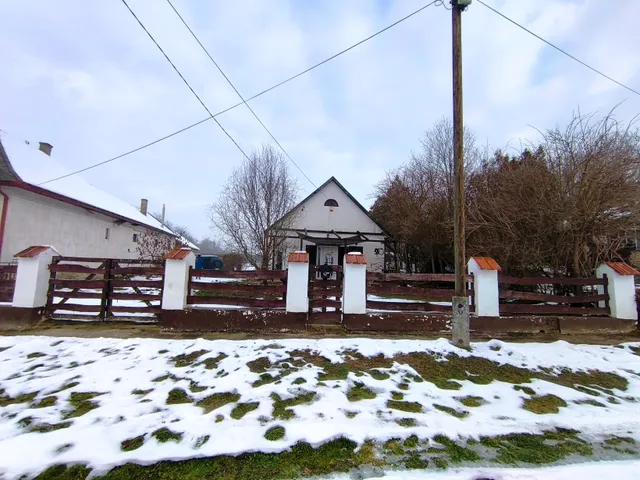 Eladó ház Kocsola 73 nm