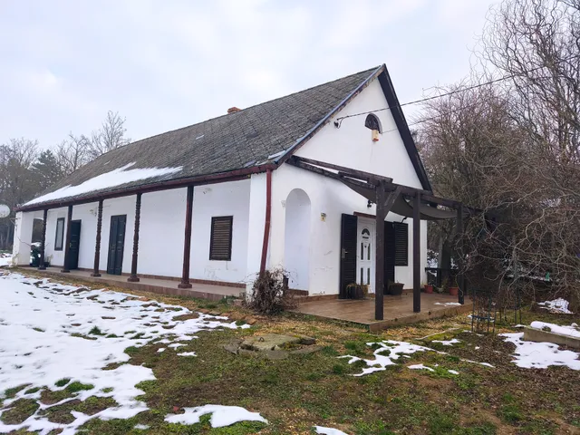 Eladó ház Kocsola 73 nm