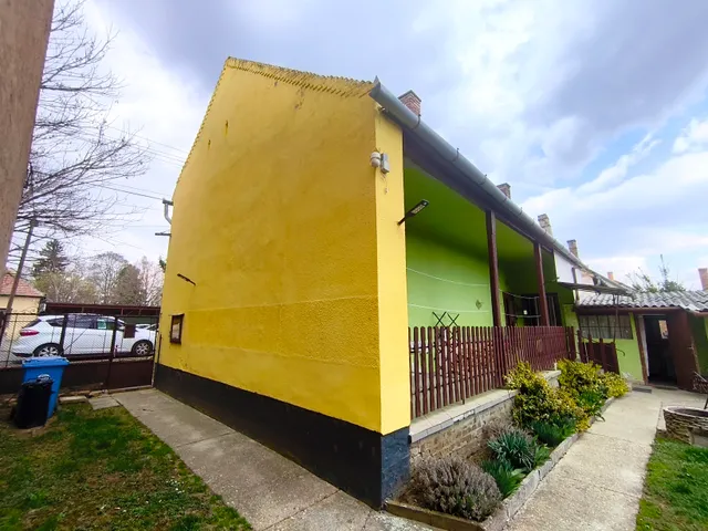 Eladó ház Dombóvár, Dombó Pál utca 60 nm