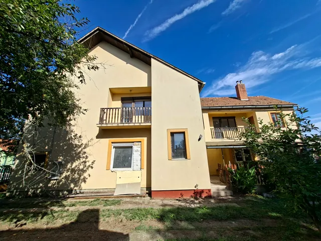 Eladó ház Dombóvár 205 nm