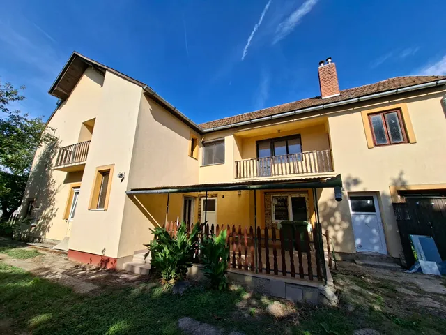 Eladó ház Dombóvár 205 nm