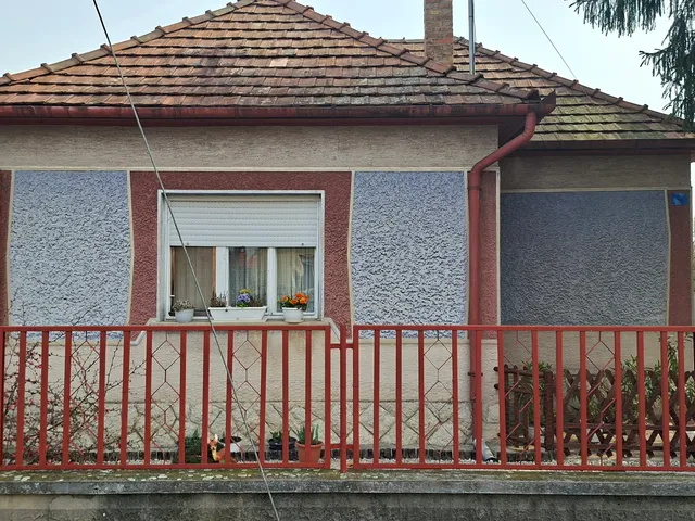 Eladó ház Dombóvár, Újdombóvár 60 nm