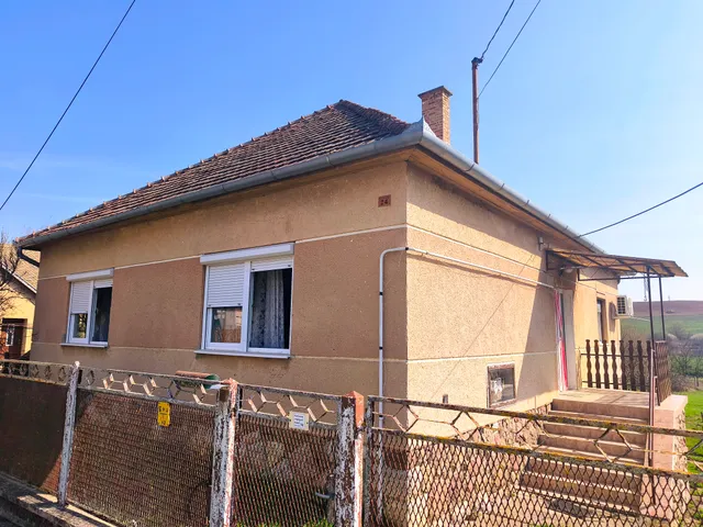 Eladó ház Bikal 92 nm