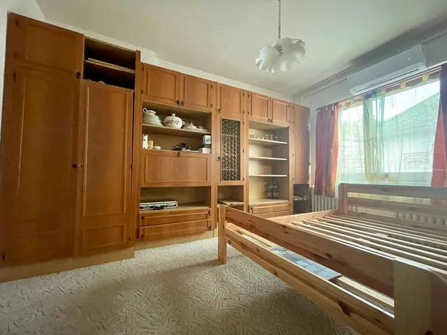 Eladó ház Kocsola, Nagymező u. 92 nm