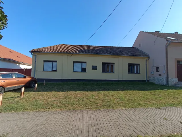 Eladó ház Sásd 118 nm