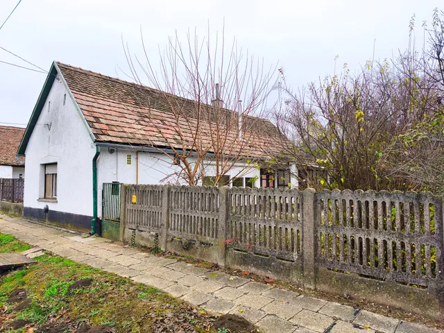 Eladó ház Dombóvár 68 nm