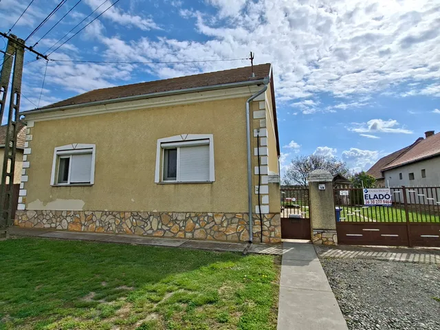 Eladó ház Döbrököz 79 nm