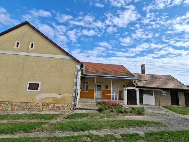 Eladó ház Döbrököz 79 nm