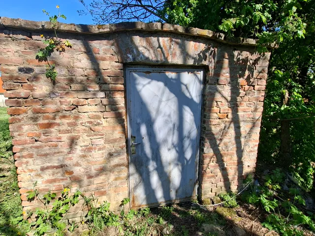 Eladó telek Varga 518 nm