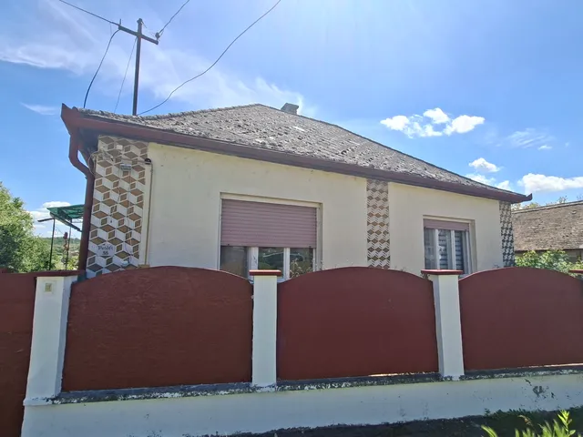 Eladó ház Szabadi 90 nm