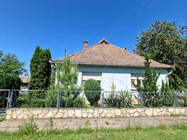 Eladó ház Kapospula 188 nm