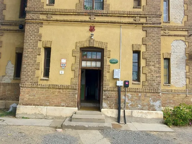 Eladó lakás Dombóvár, Szuhajdomb 60 nm