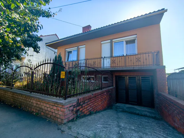 Eladó ház Dombóvár, Újdombóvár 132 nm