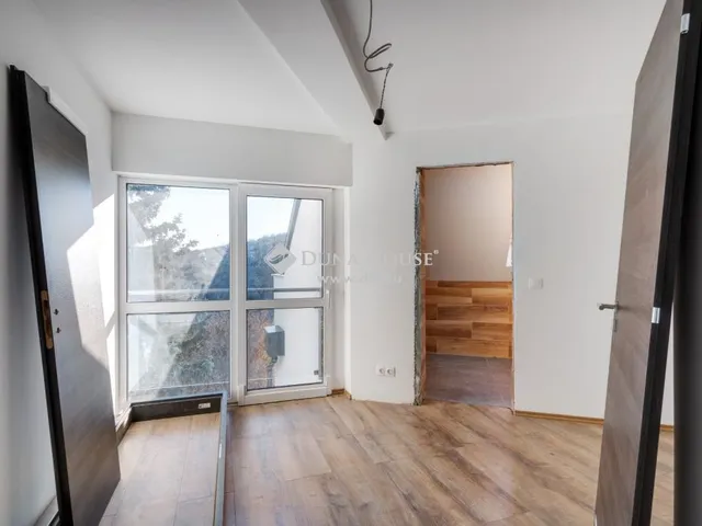 Eladó ház Budapest XII. kerület, Csillebérc 460 nm