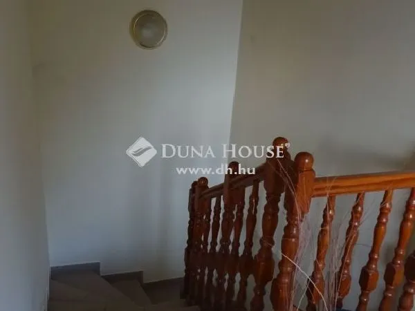 Eladó ház Budapest X. kerület 405 nm