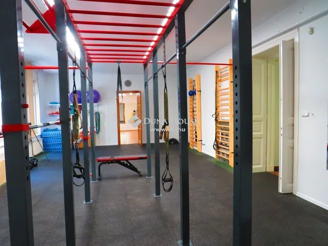 Eladó kereskedelmi és ipari ingatlan Budapest XIII. kerület, Angyalföld 162 nm