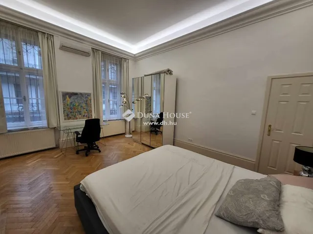 Eladó lakás Budapest VI. kerület, Diplomatanegyed 105 nm