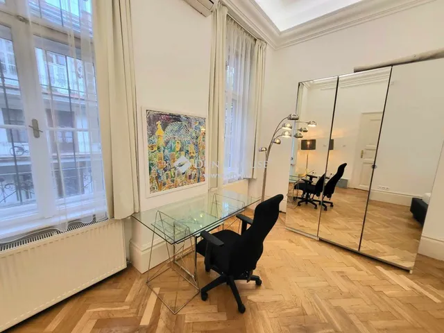 Eladó lakás Budapest VI. kerület, Diplomatanegyed 105 nm