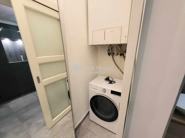 Eladó lakás Budapest VI. kerület, Diplomatanegyed 105 nm