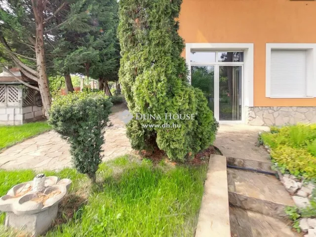 Eladó ház Budapest II. kerület, Budaliget 170 nm