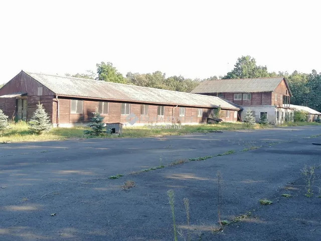 Eladó telek Mogyoród 15600 nm