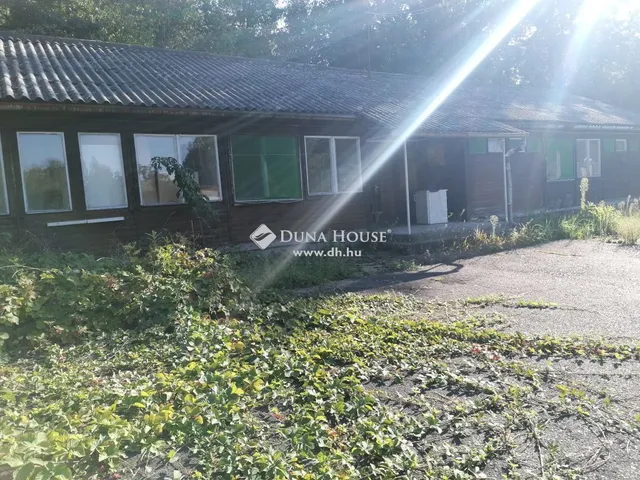 Eladó telek Mogyoród 15600 nm