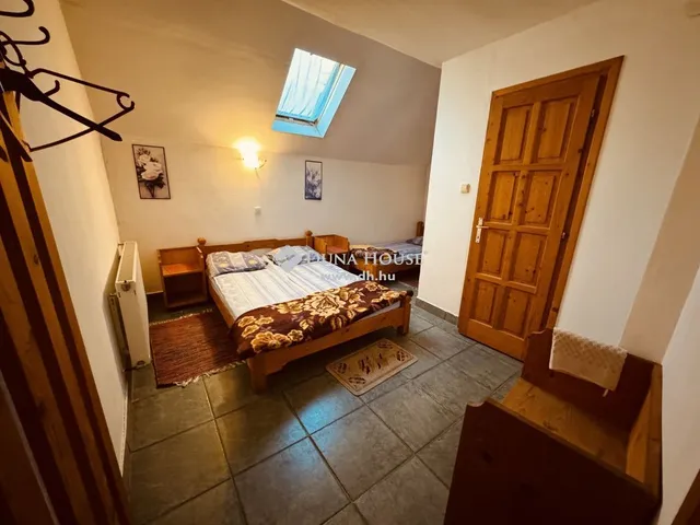 Eladó ház Pilisszentlászló 415 nm