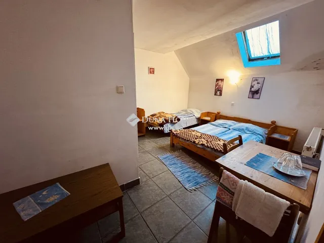 Eladó ház Pilisszentlászló 415 nm