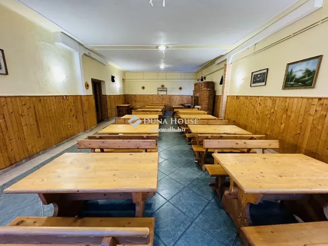 Eladó ház Pilisszentlászló 415 nm