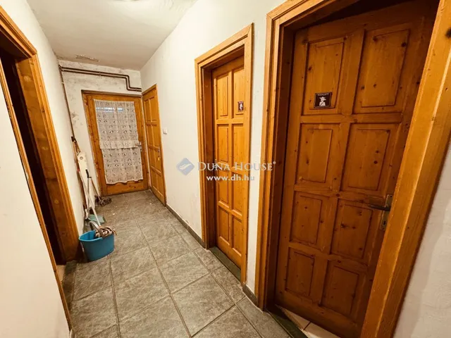 Eladó ház Pilisszentlászló 415 nm